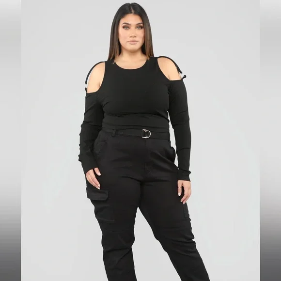 Black top o ring sleeves “ doing it my way top“ - Picture 5 of 7